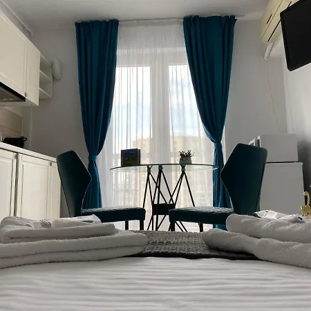 Old Town - Victoriei 1