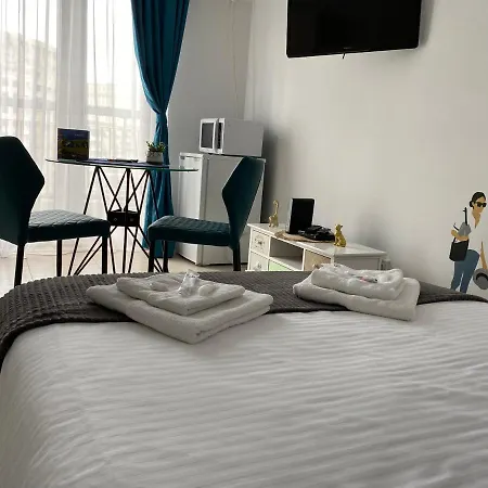 Old Town - Victoriei 1